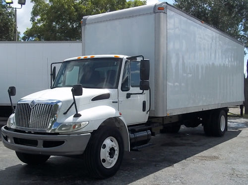 2009 International 4300 Box Truck